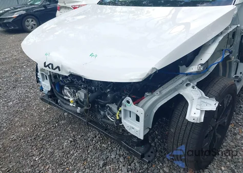 2025 Kia Sportage X-Line z USA, uszkodzony, nr VIN 5XYK6CDF2SG273865